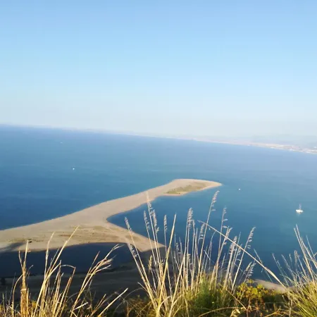 Giardino Sul Mare فندق مبيت وإفطار باتي