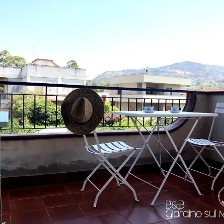 Giardino Sul Mare Bed & Breakfast